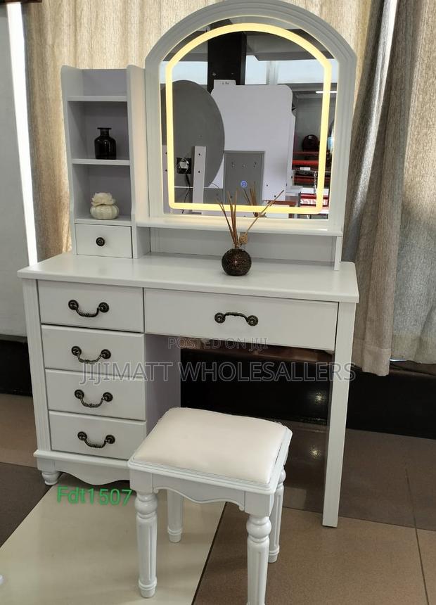 Dressing Table Dressing Table Dressing Table Dressing Table - main view