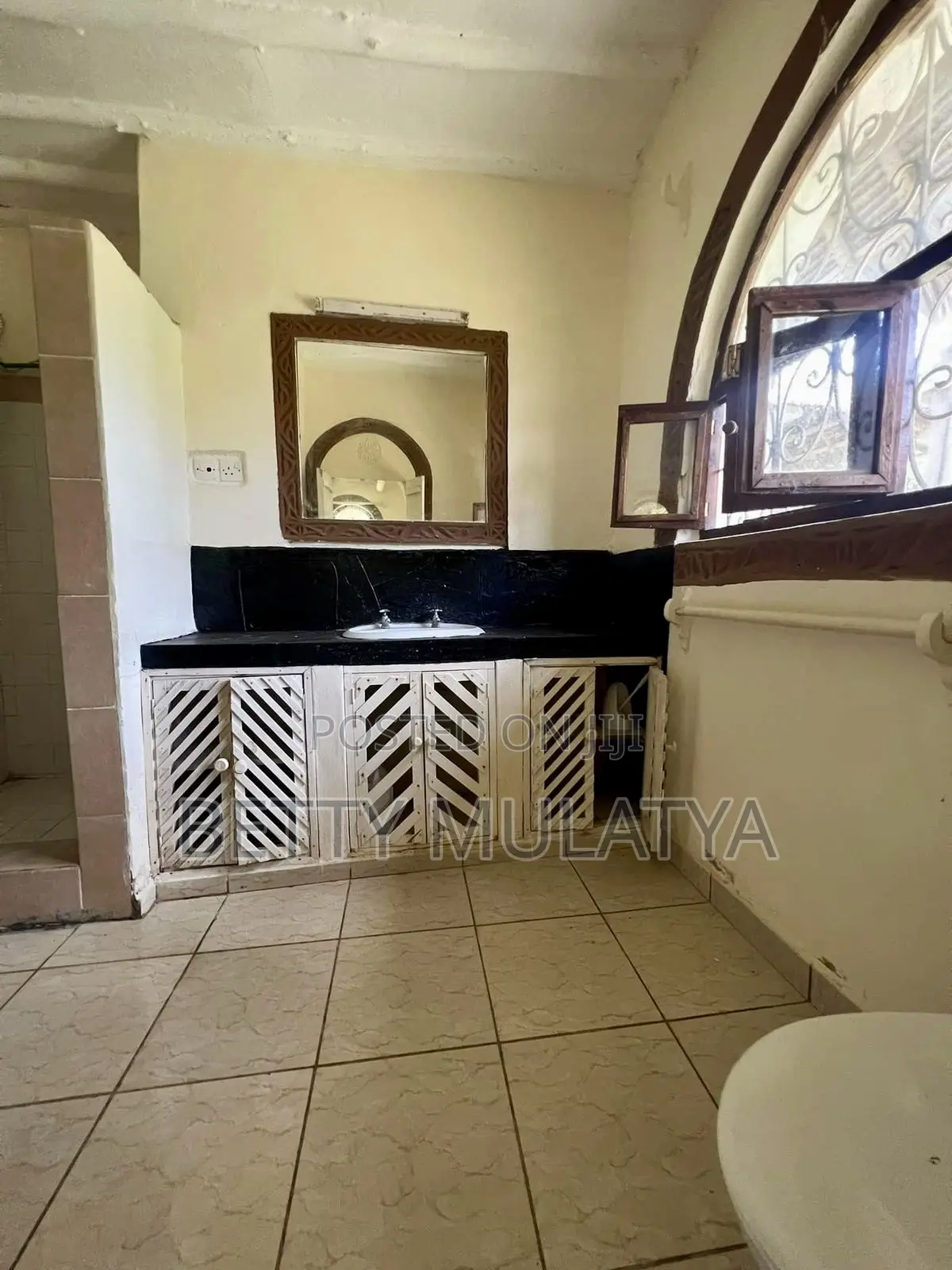 2bdrm Villa in P.K Estate, Malindi for sale
