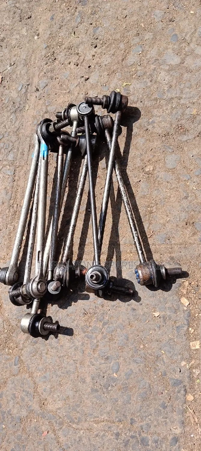 Note, Tiida,Y12,Voxy,Noah, Vanguard, Rav4, Steblizer Links.