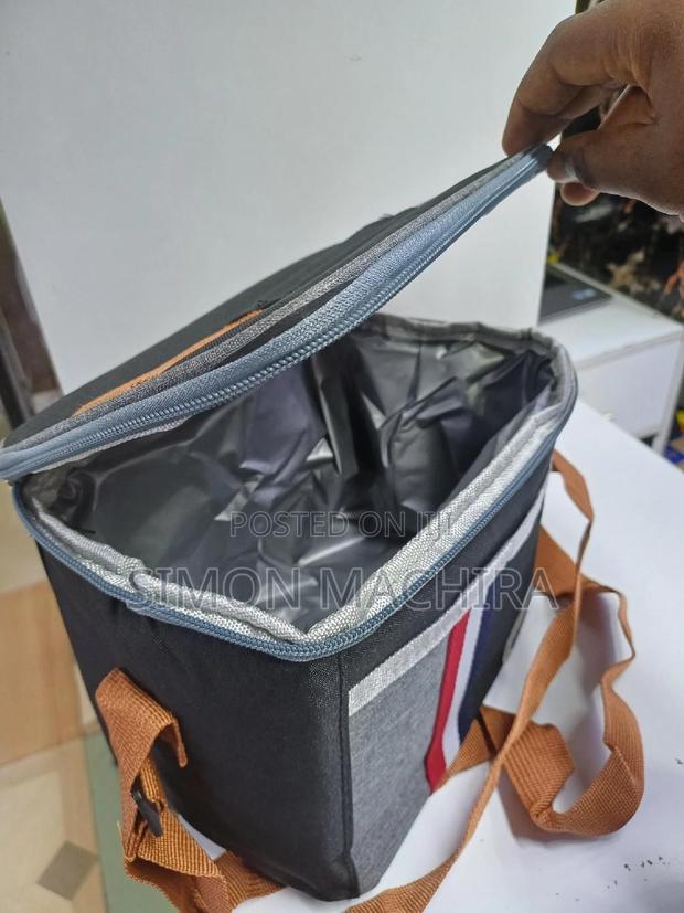 Insulated Lunch Bag - thumbnail 3