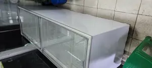 Display Freezer 7 Feet