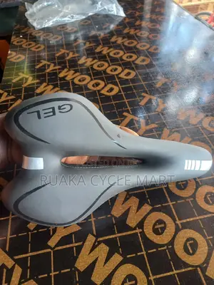 Gel Saddles For Both Mountain Bikes And Road Bikes