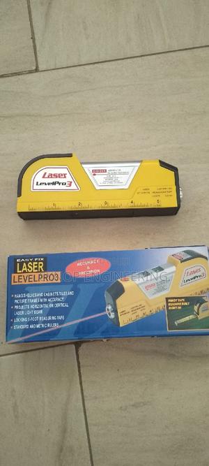 Laser Level Pro3 With 8ft/250cm Measuring Tape