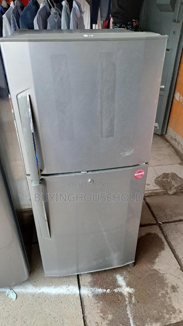 LG 230L Fridge Frost Free