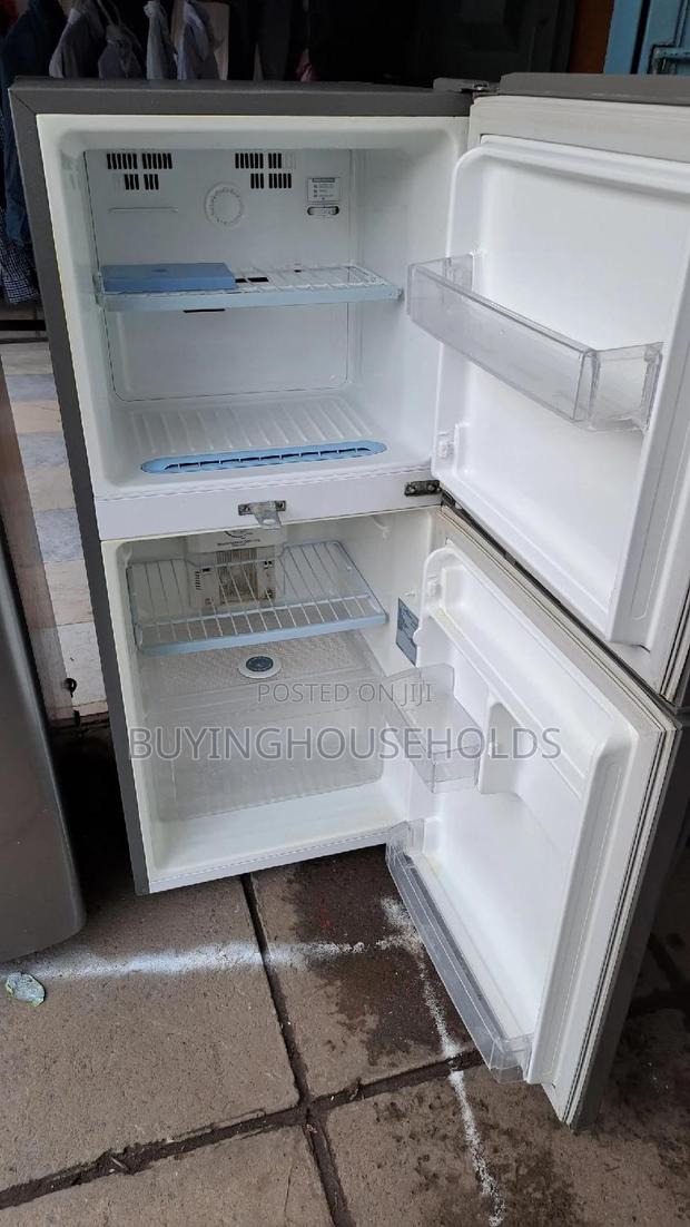 LG 230L Fridge Frost Free - thumbnail 2