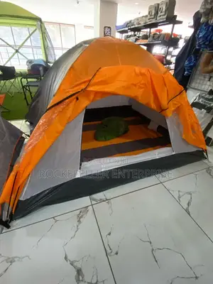 Unique Best Price Imported Double Layered 4 Person Tent