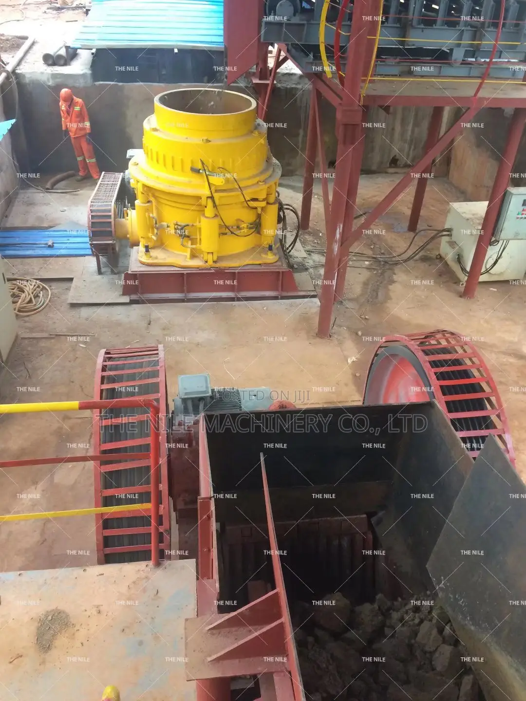 High Efficiency Multi-Cylinder Hydraulic Crusher in Kenya