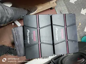 Pioneer 1000watts Amplifiers