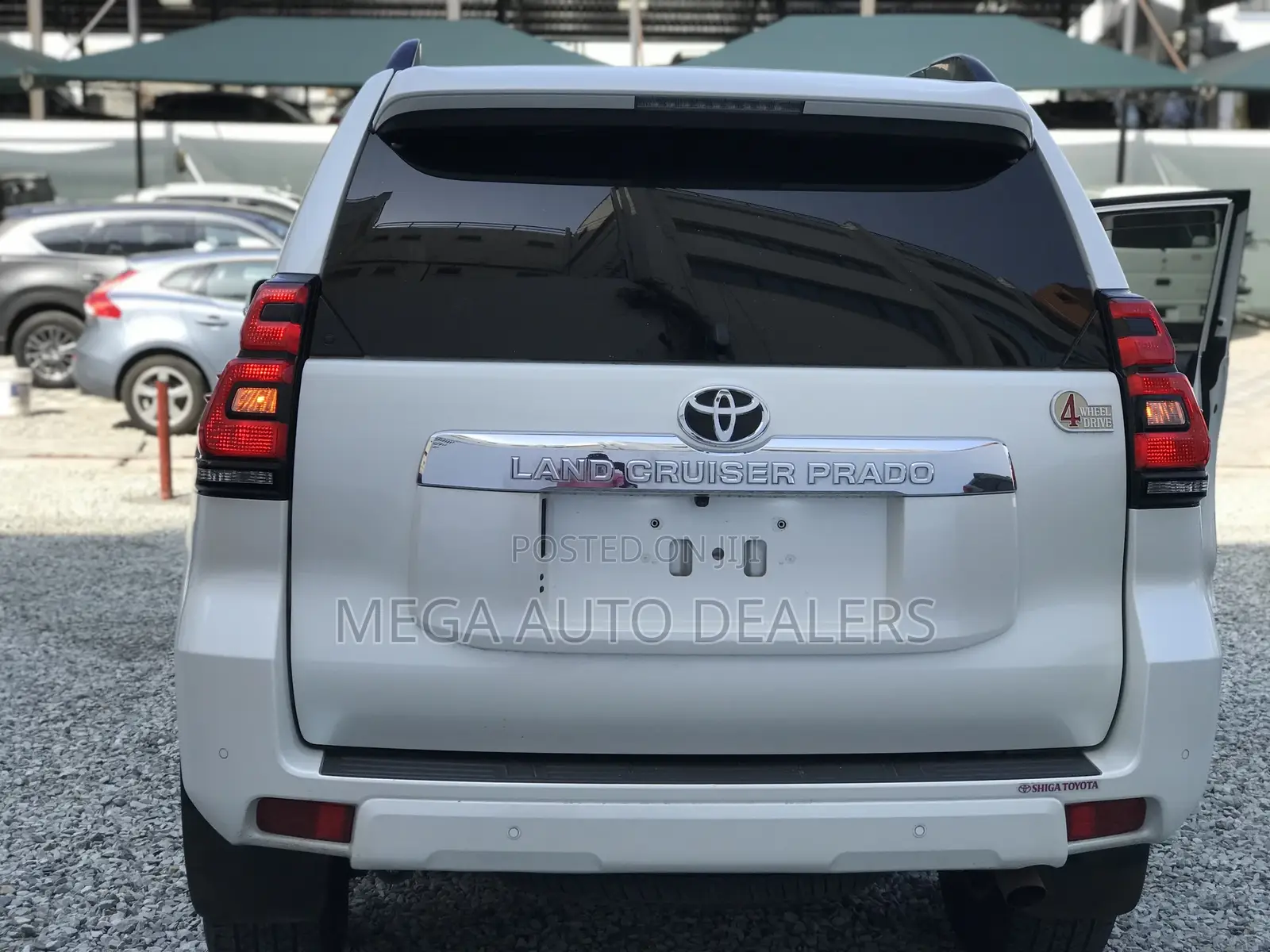 Toyota Land Cruiser Prado 2018 Off white