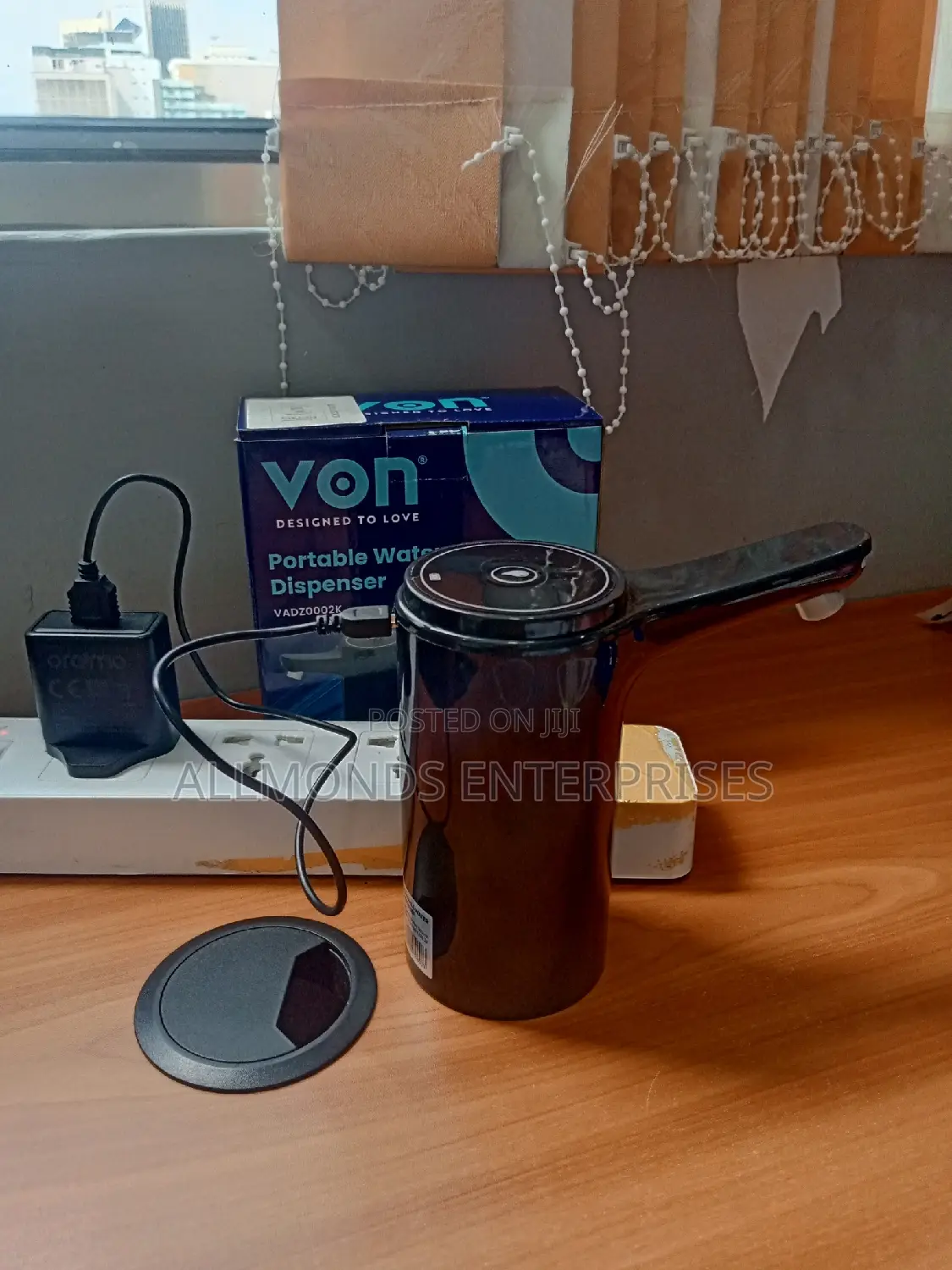 Rechargeable/Portable Water Dispenser.