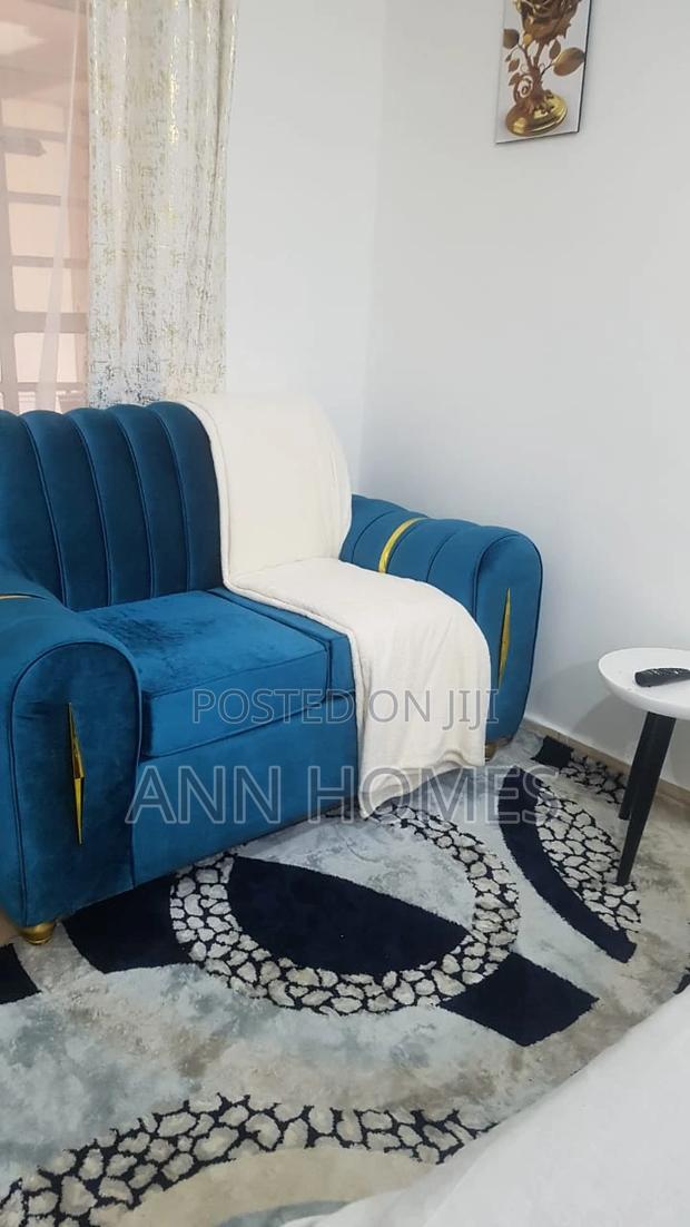 Airbnb South B - thumbnail 3