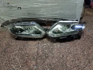 Xtrail NT32/New Model 2014/2015/2016/2017 Xenon Headlights