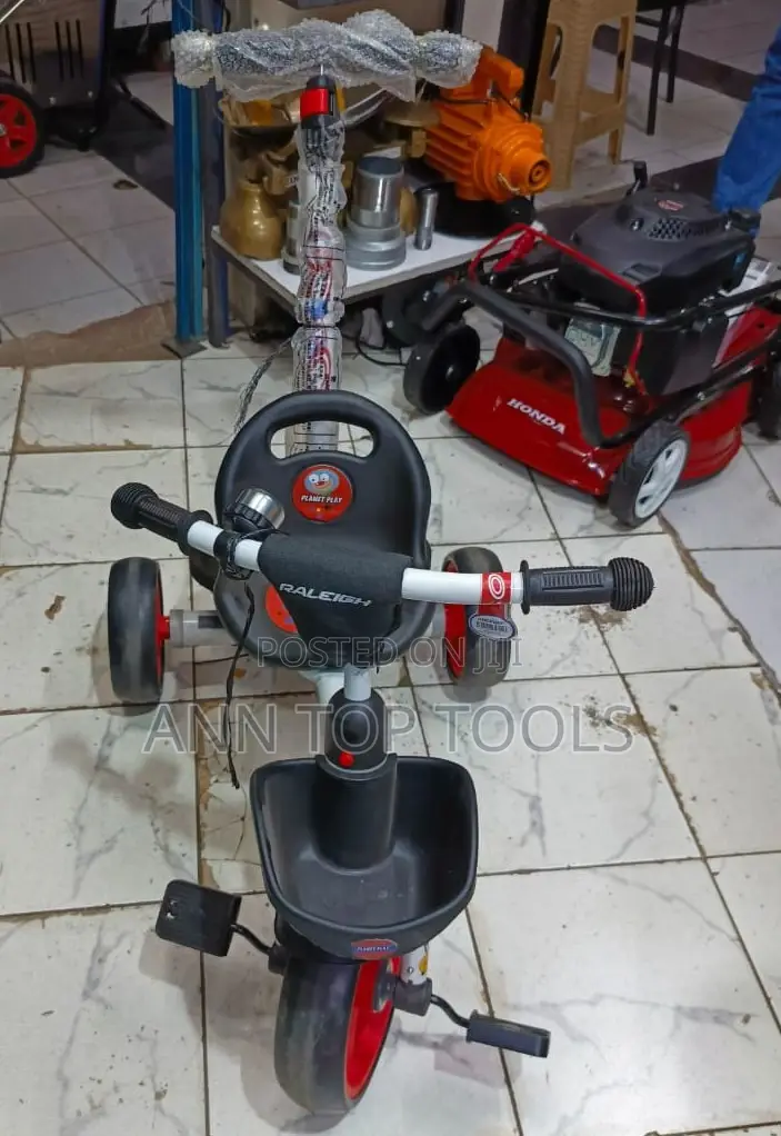 Raleigh Size 12 Kids Tricycle Bike