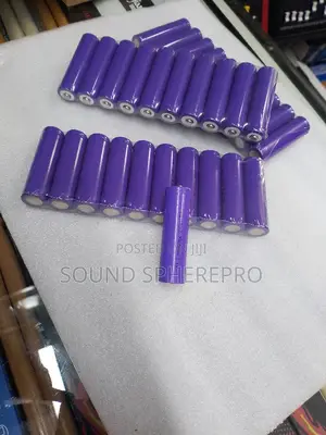 3.7 18650 Rechargeable Battery
