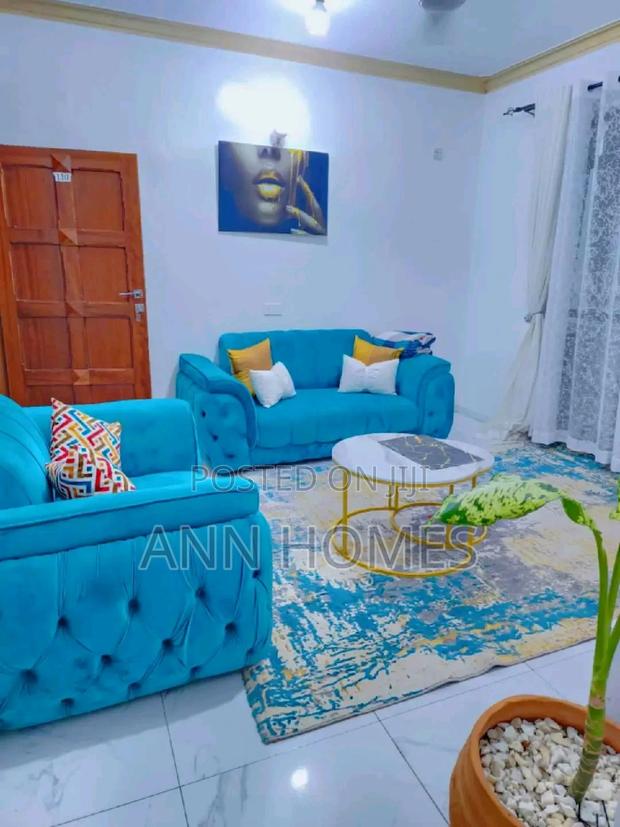 South B One Bedroom - thumbnail 3