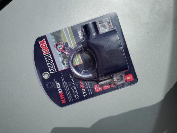 Multipurpose Alarm Padlocks in Black + Extra Batteries - thumbnail 2