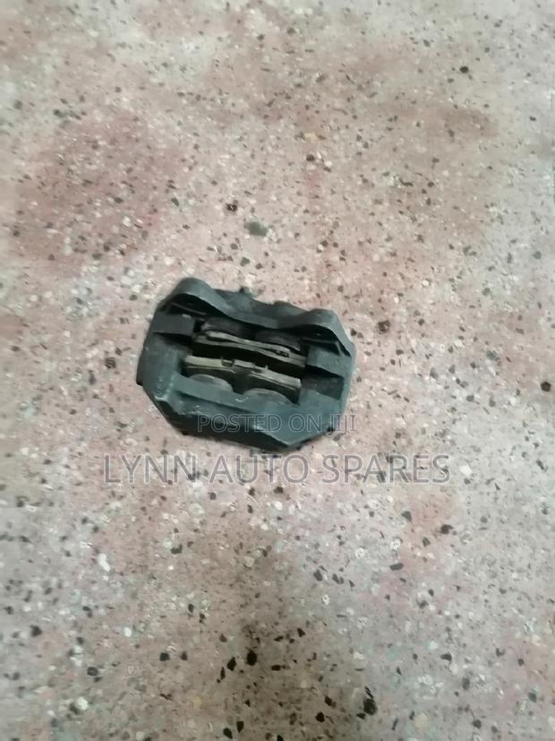 Front Caliper Vigo 4wd Hilux