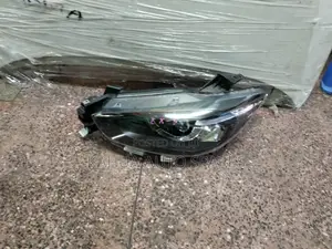 Mazda Cx5 2015/2016/2017/2018 Inbuilt Xenon 5 Pins Headlight