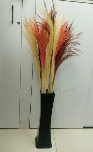 Pampas Grass and Wooden Vase KSH 2000