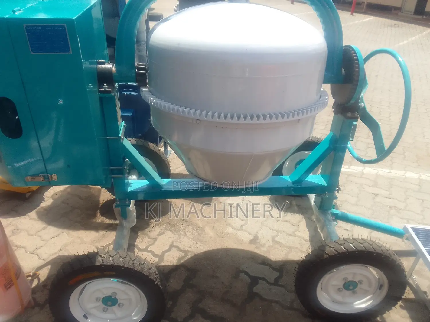 Cement Mixer Diesel Powered 400l Capacity.