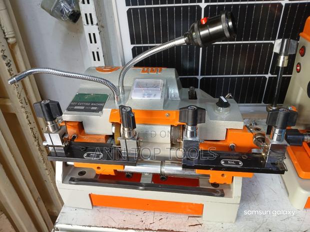 Large Keycut Machine - main view