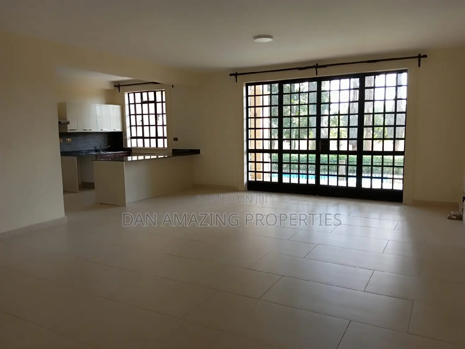 12bdrm Mansion in Runda Water On 1.629 for sale