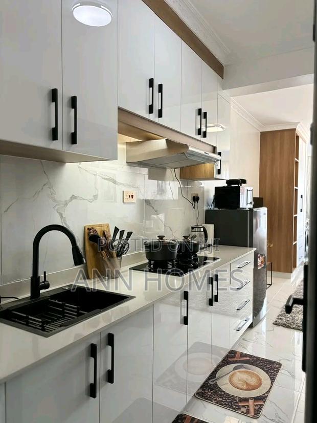 Airbnb Bedsitter - main view