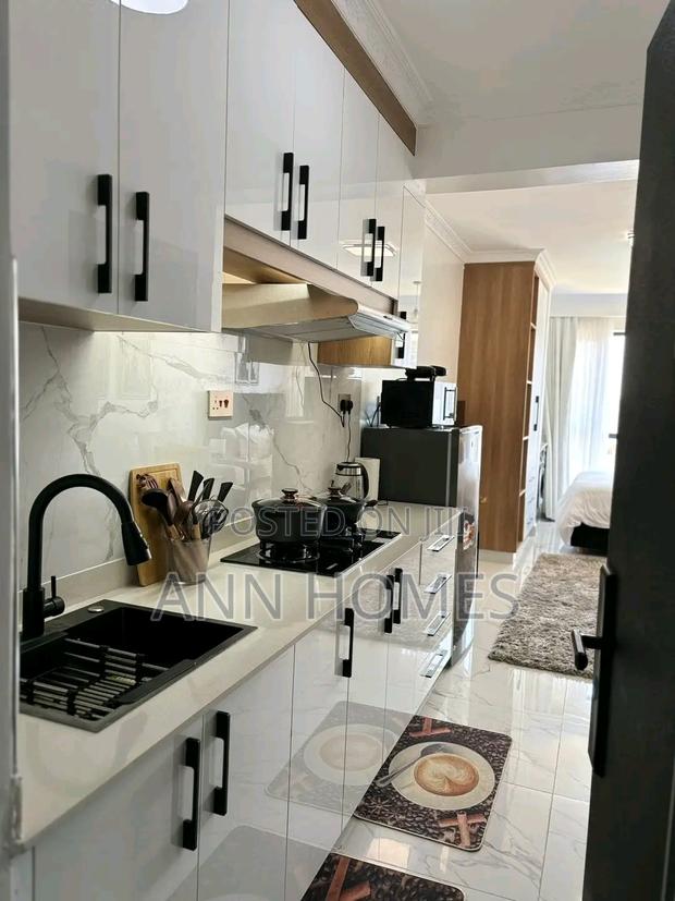 Airbnb Bedsitter - thumbnail 5