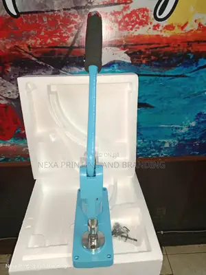 Heavy Duty Banner Eyelet Machine