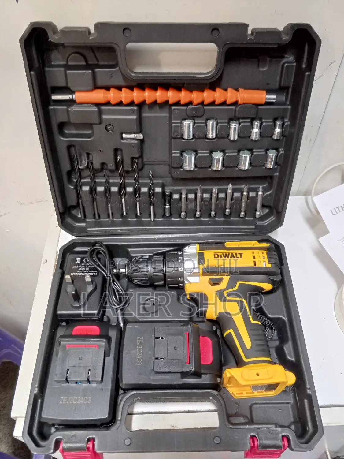 2 Batteries Rechargeable Cordless Drill