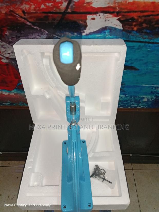 Best Banner Eyelets Making Machine - thumbnail 8