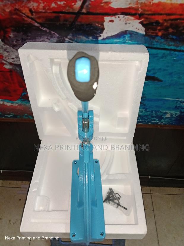 Best Banner Eyelets Making Machine - thumbnail 9