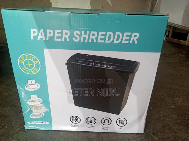 BRAND NEW Paper Shredder - main view