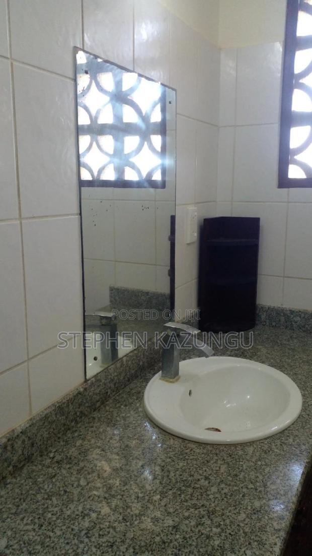 Furnished 4bdrm House in Golf & Living, Ukunda for rent - thumbnail 16