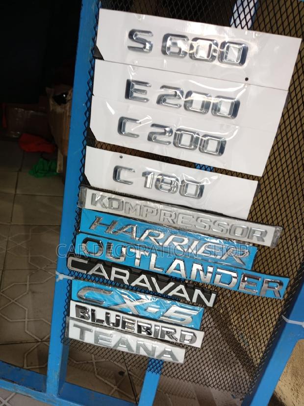 Different Mercedes Badges/Navara, OUTLANDER,CX5/HARRIER Logo