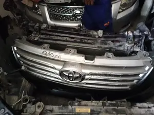 Vanguard 2010/2011/2012/2013/2014 Grille