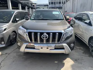 Toyota Land Cruiser Prado 2.8 2017 Gold