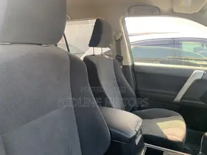 Toyota Land Cruiser Prado 2.8 2017 Gold