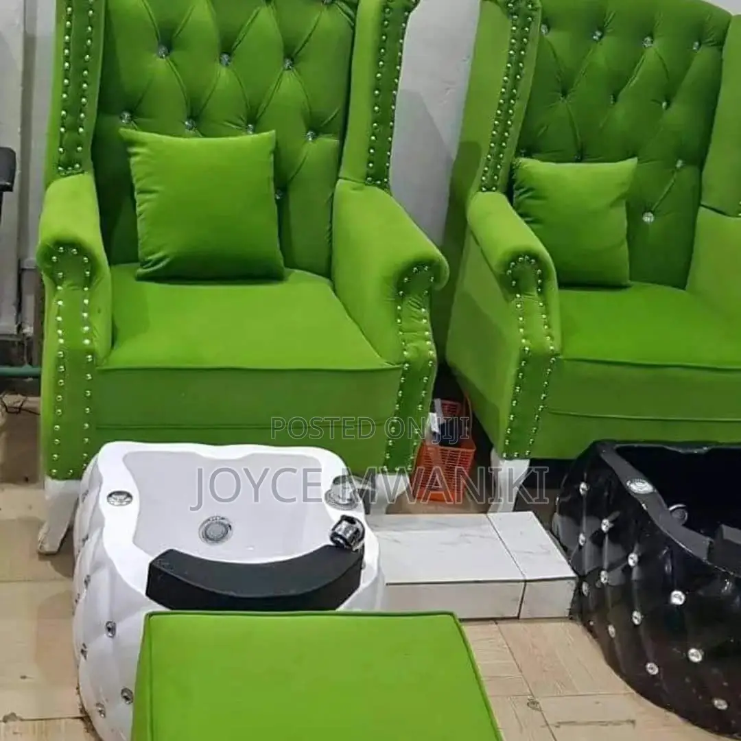Pedicure Seats, Green Colour 