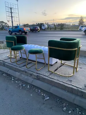 2 Styling Chairs, 2 Manicure Stools and a Waiting Bench 