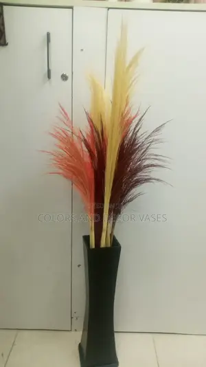 Pampas + Wooden Vase