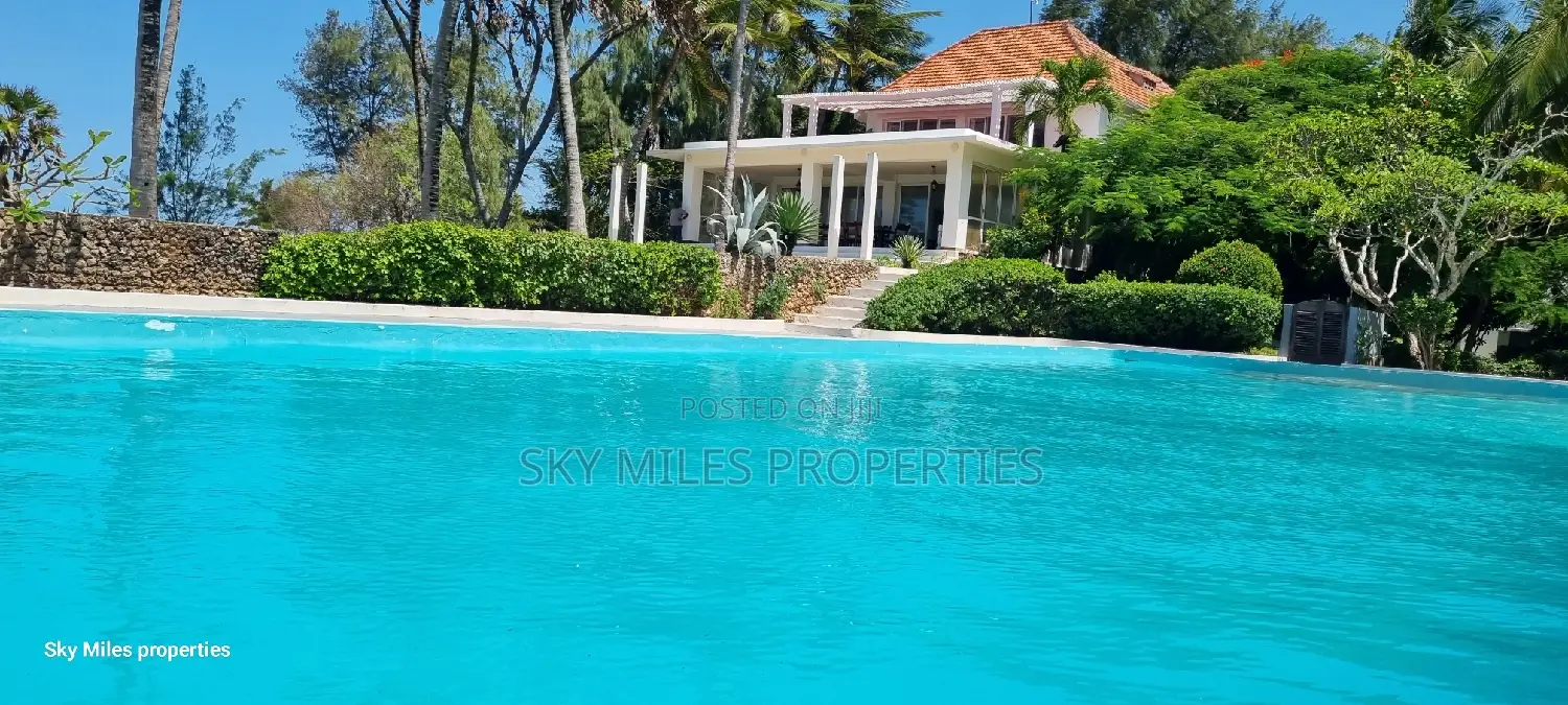 Furnished 4bdrm Villa in Billionaire, Malindi for sale