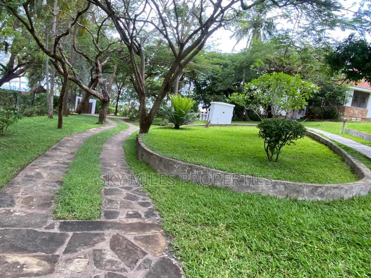 Furnished 4bdrm Villa in Billionaire, Malindi for sale
