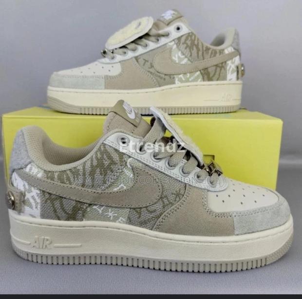 Customerzed Airforce