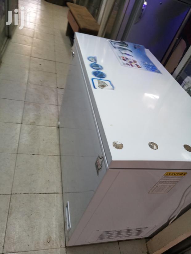 Chest Freezer - thumbnail 2