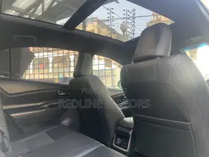Toyota Harrier 2.0 2017 Off white