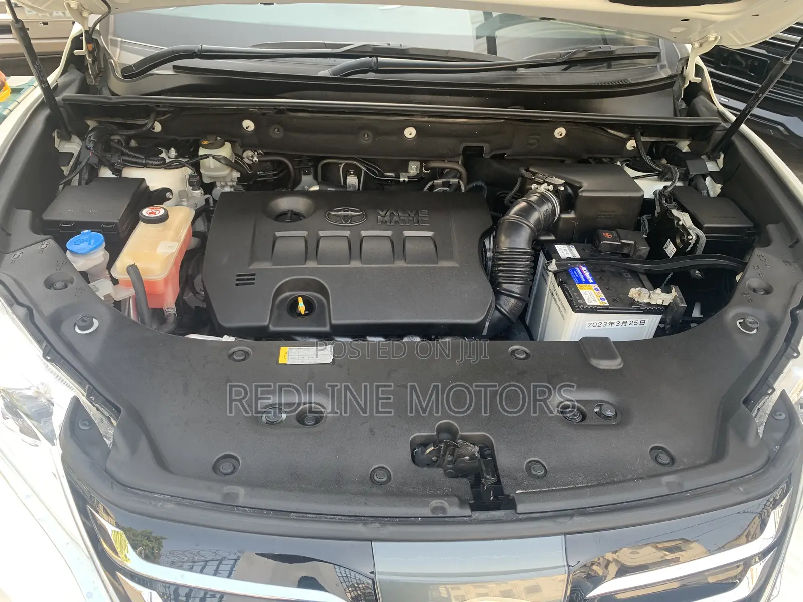 Toyota Harrier 2.0 2017 Off white