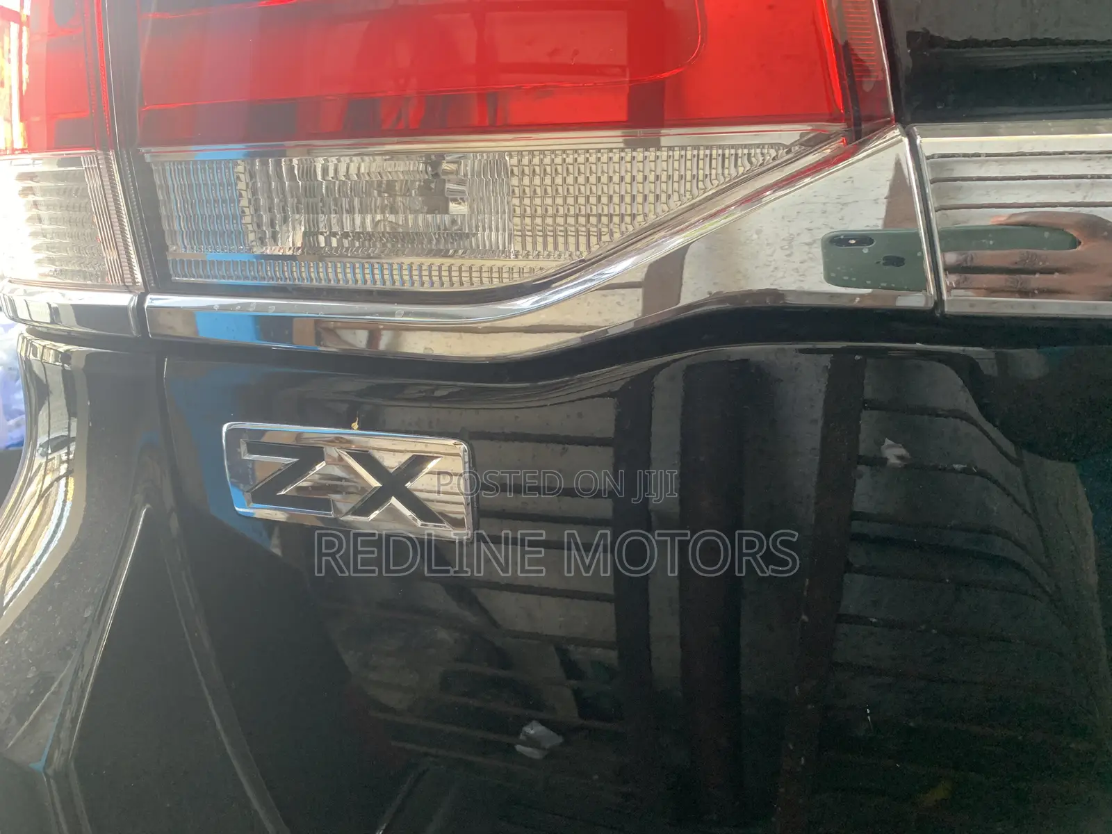 Toyota Land Cruiser 4.6 V8 ZX 2017 Black