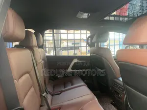 Toyota Land Cruiser 4.6 V8 ZX 2017 Black