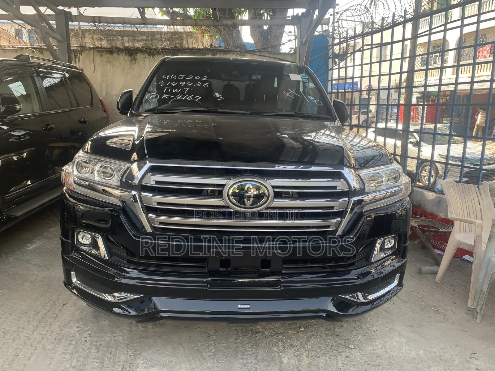 Toyota Land Cruiser 4.6 V8 ZX 2017 Black